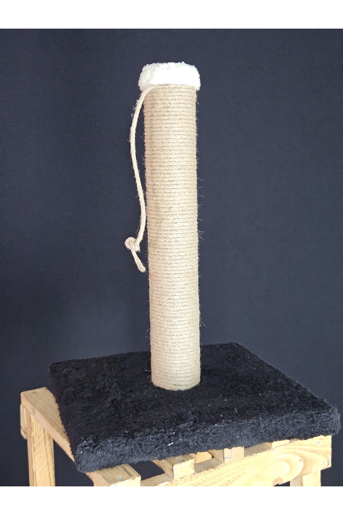 Kedi tırmalama oyuncağı küçük görsel