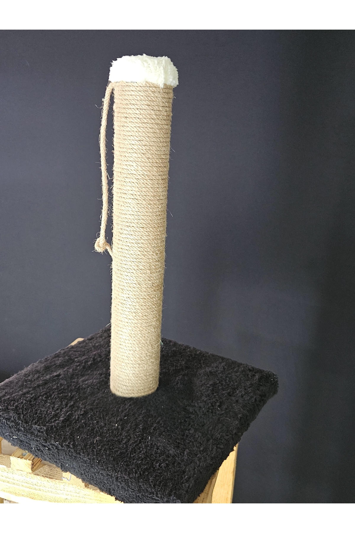 Kedi tırmalama oyuncağı küçük görsel